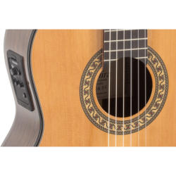 GUITARRA CLÁSICA ADMIRA A6 ELECTRIFICADA CON FISHMAN SERIE ARTESANÍA | MÚSICA BILBAO