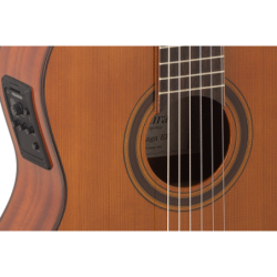 GUITARRA CLÁSICA ADMIRA MÁLAGA ELECTRIFICADA FISHMAN SERIE CONSERVATORIO | MÚSICA BILBAO