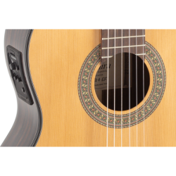 GUITARRA CLÁSICA ADMIRA A4 ELECTRIFICADA CON FISHMAN SERIE ARTESANÍA | MÚSICA BILBAO