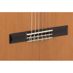 GUITARRA CLÁSICA ADMIRA A1 SERIE ARTESANÍA SATINADA | MÚSICA BILBAO