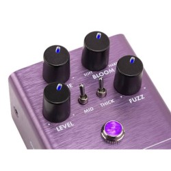 PEDAL FENDER PELT FUZZ | MÚSICA BILBAO