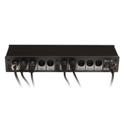 Interfaz midi USB Crumar con 5 In/Out